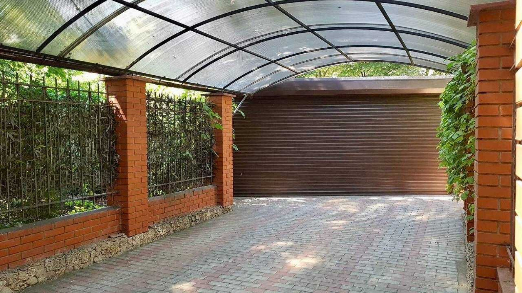 Дом на ул. Южносанаторный переулок, 220 м², 1 150 000$ — FAKTOR