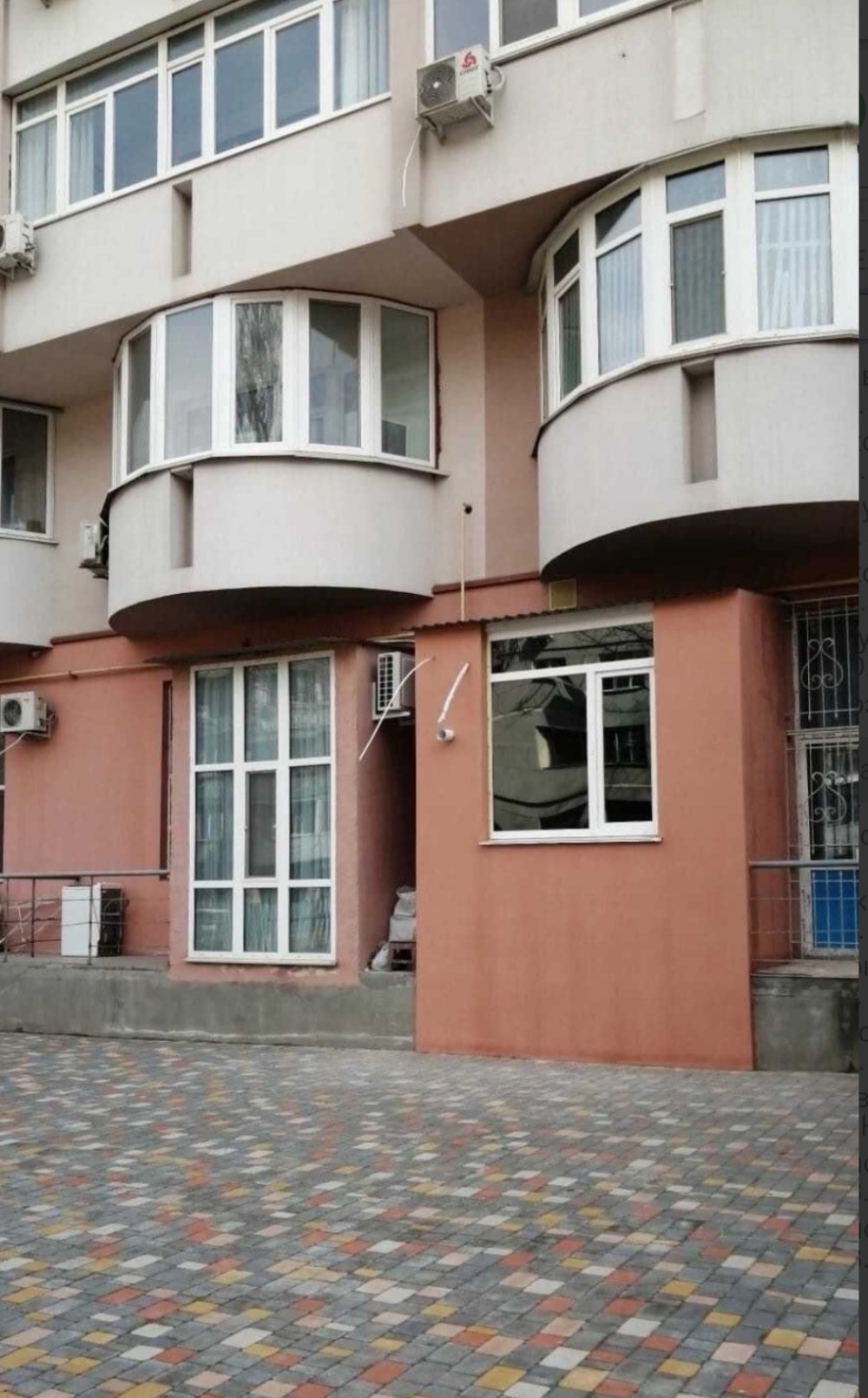 Коммерческая недвижимость на ул. Вадатурского Алексея, 27 м², 39 500$ — FAKTOR