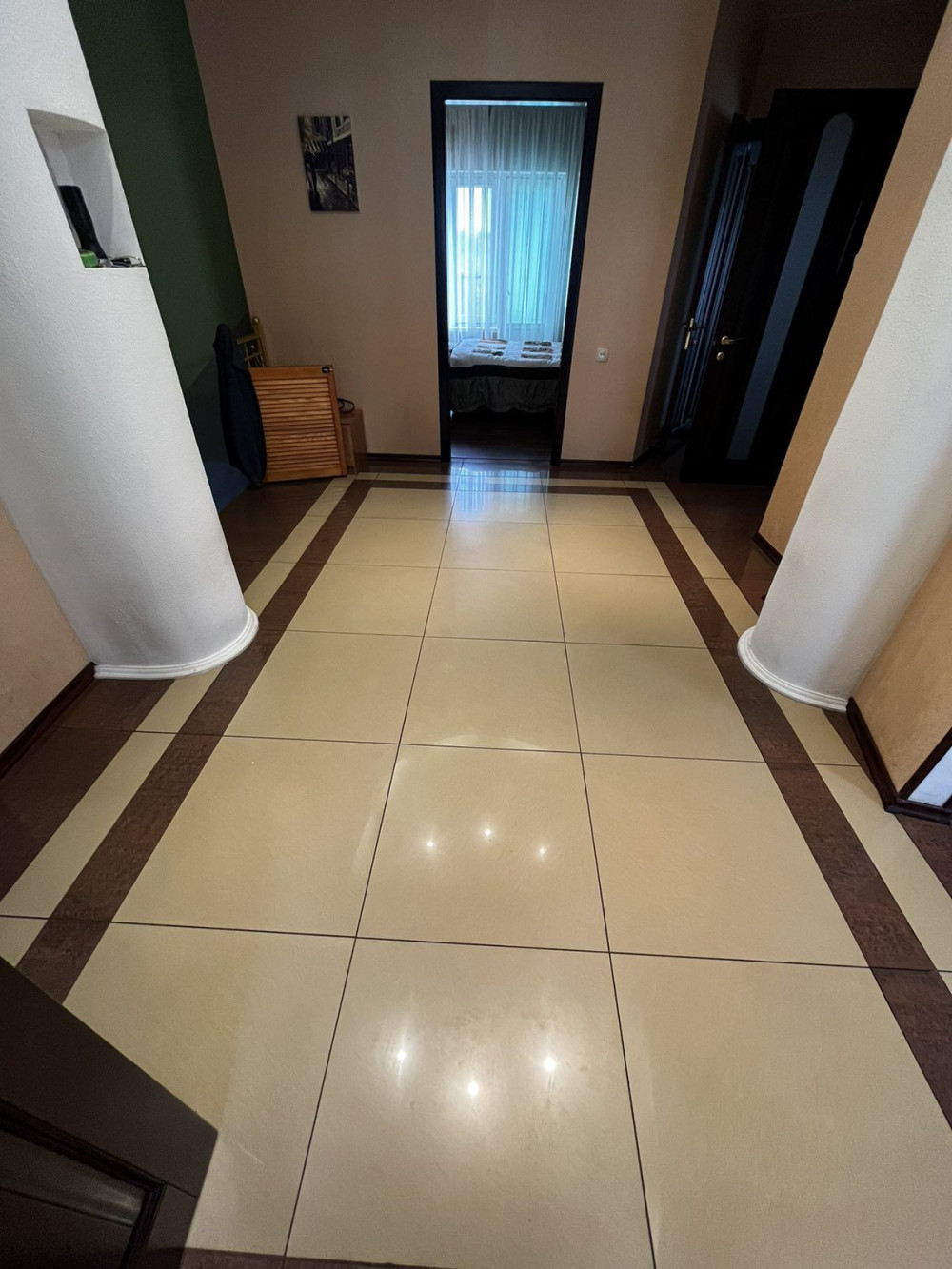 Будинок на вул. Калиновая, 383 м², 300 000$ — FAKTOR