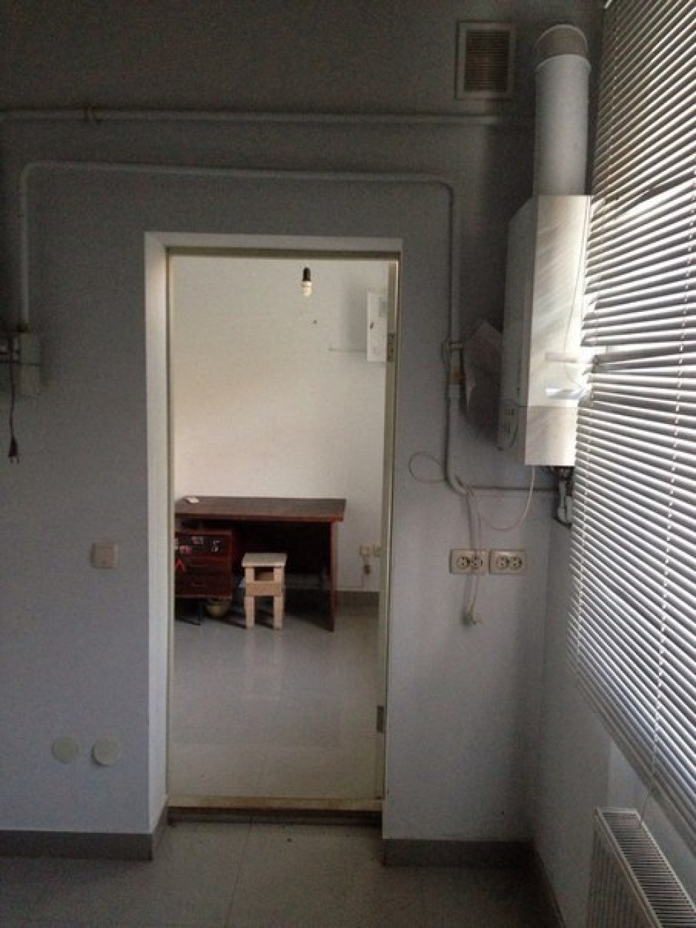 Комерційна нерухомість на вул. Владислава Бувалкина, 170 м², 210 000$ — FAKTOR
