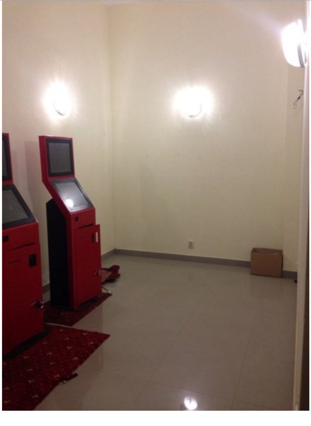 Комерційна нерухомість на вул. Владислава Бувалкина, 170 м², 210 000$ — FAKTOR