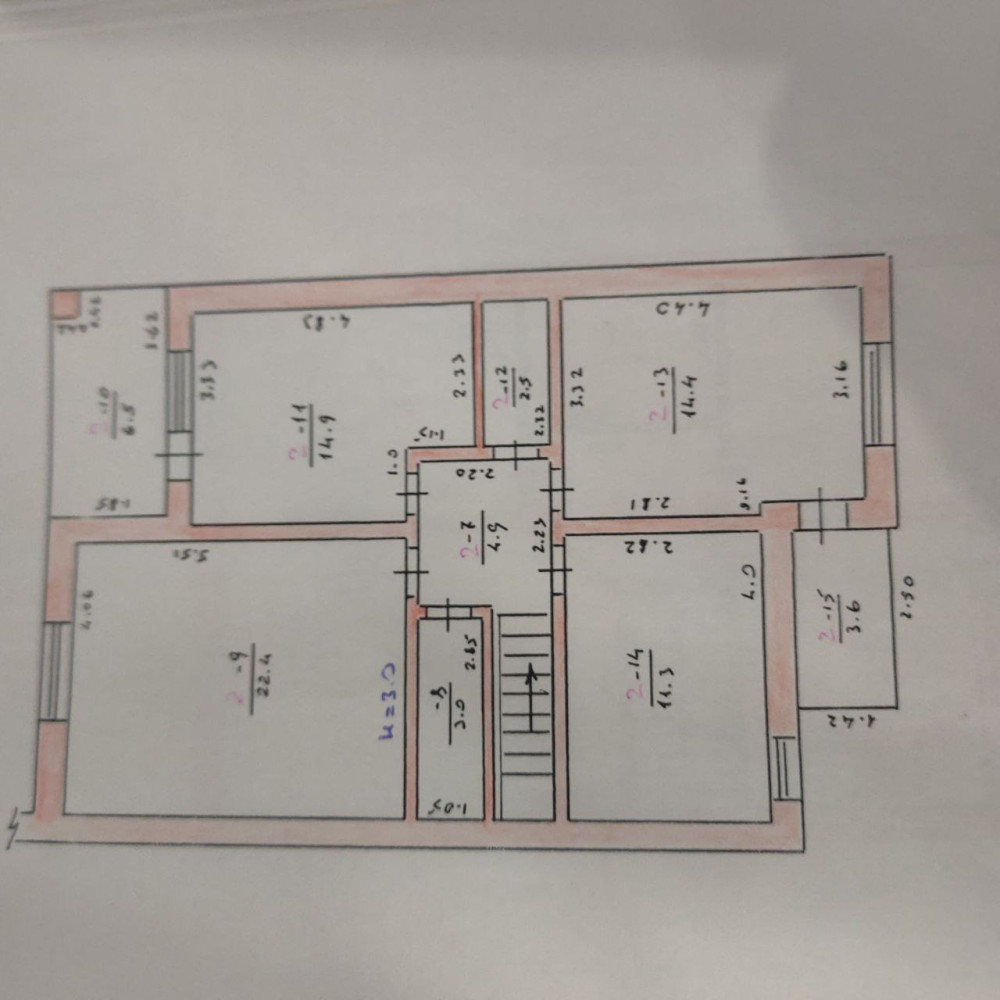 Дом на ул. Звездная, 700 м², 610 000$ — FAKTOR