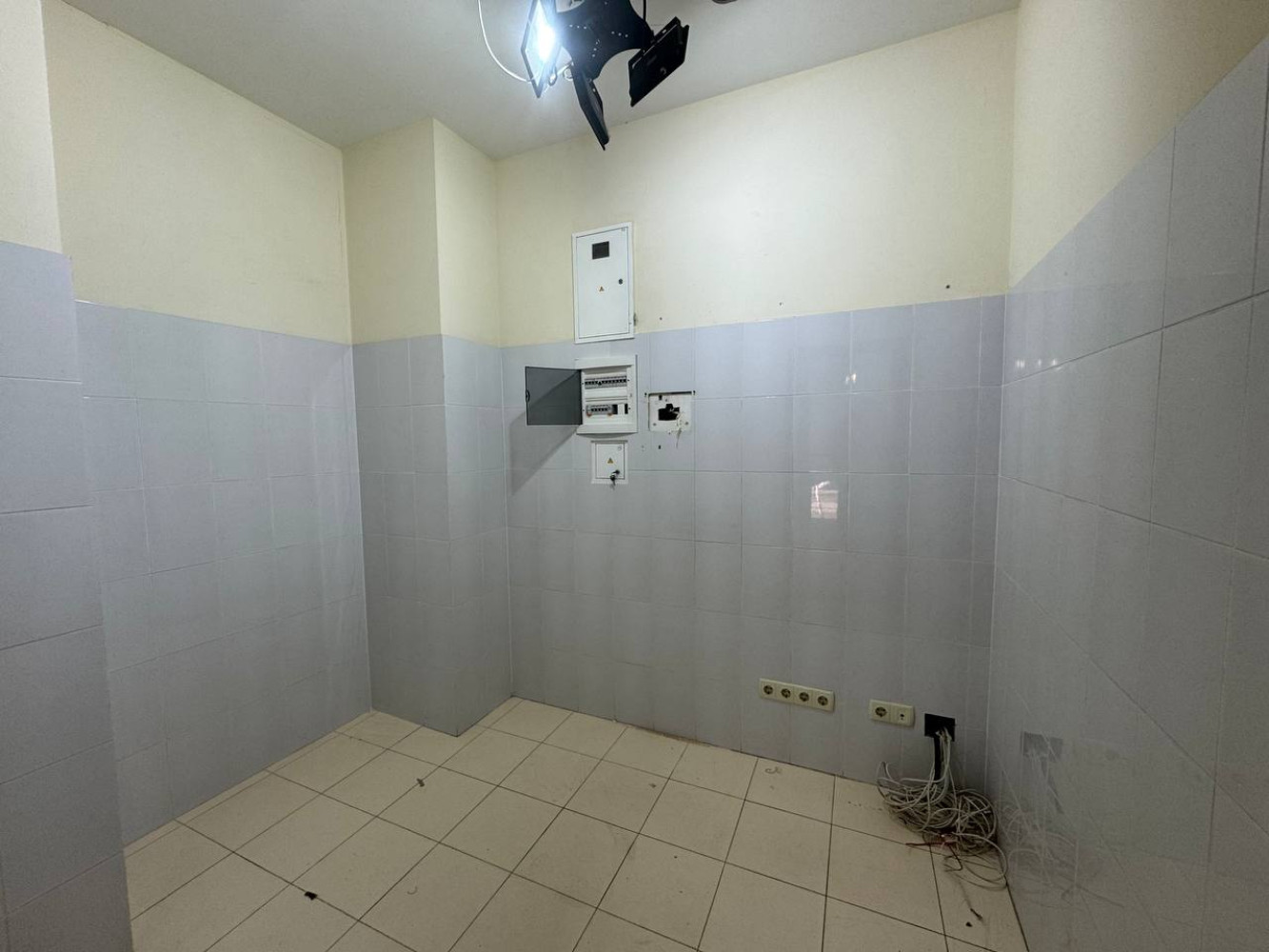 Комерційна нерухомість на вул. Массив Радужный, 98 м², 120 000$ — FAKTOR