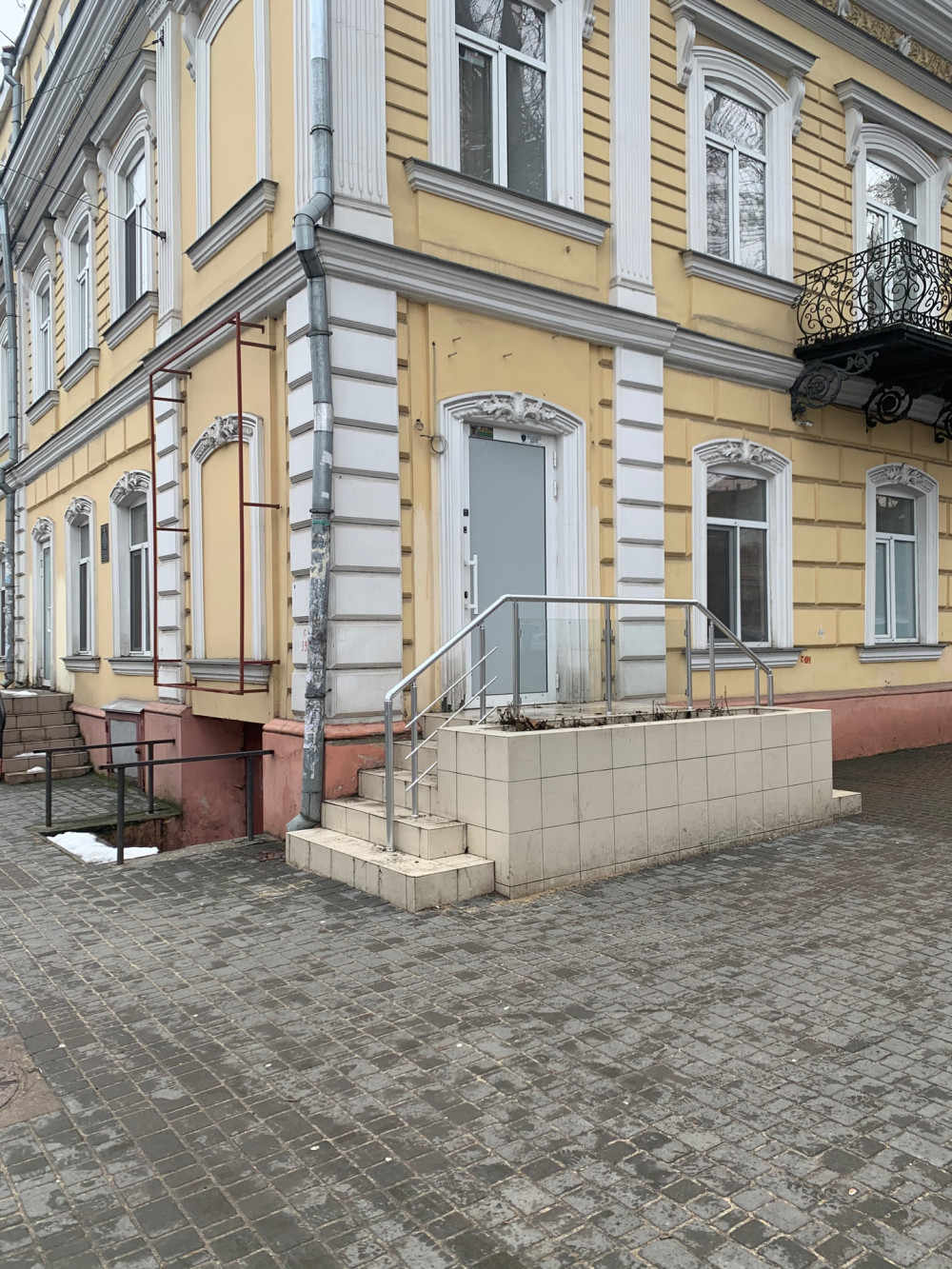 Комерційна нерухомість на вул. Большая Арнаутская, 445 м², 890 000$ — FAKTOR