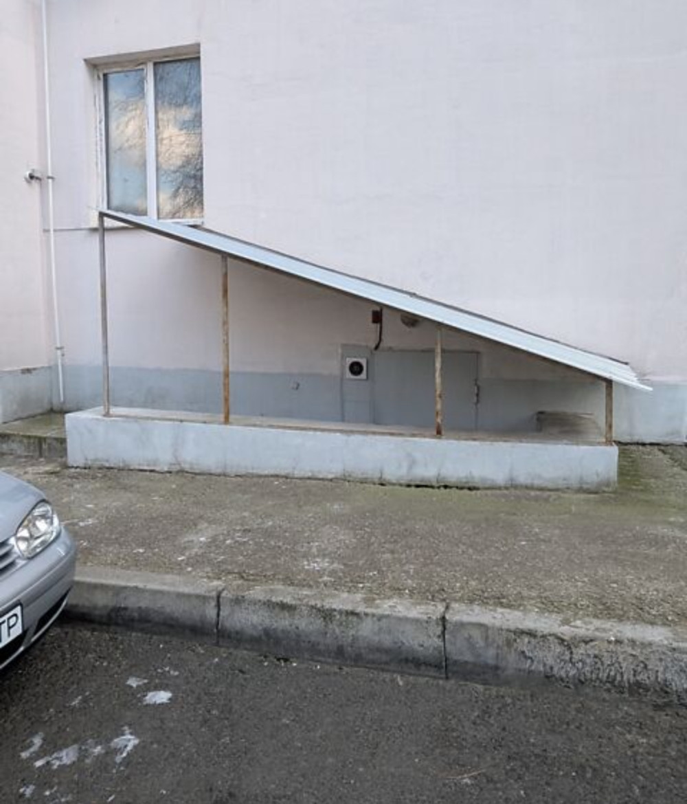 Комерційна нерухомість на вул. Педагогическая, 130 м², 37 000$ — FAKTOR