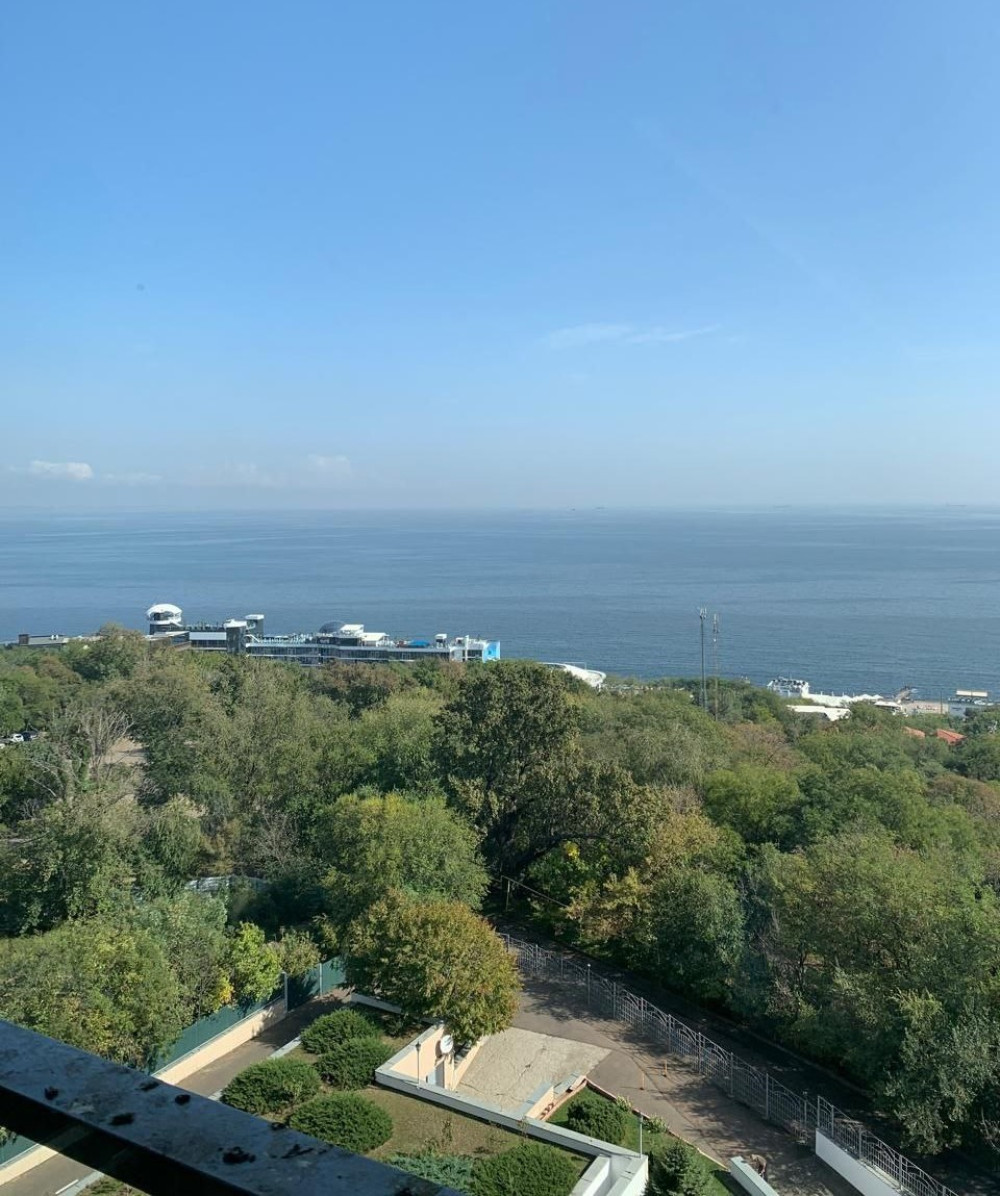 Квартира на ул. Черноморская, 194 м², 375 000$ — FAKTOR