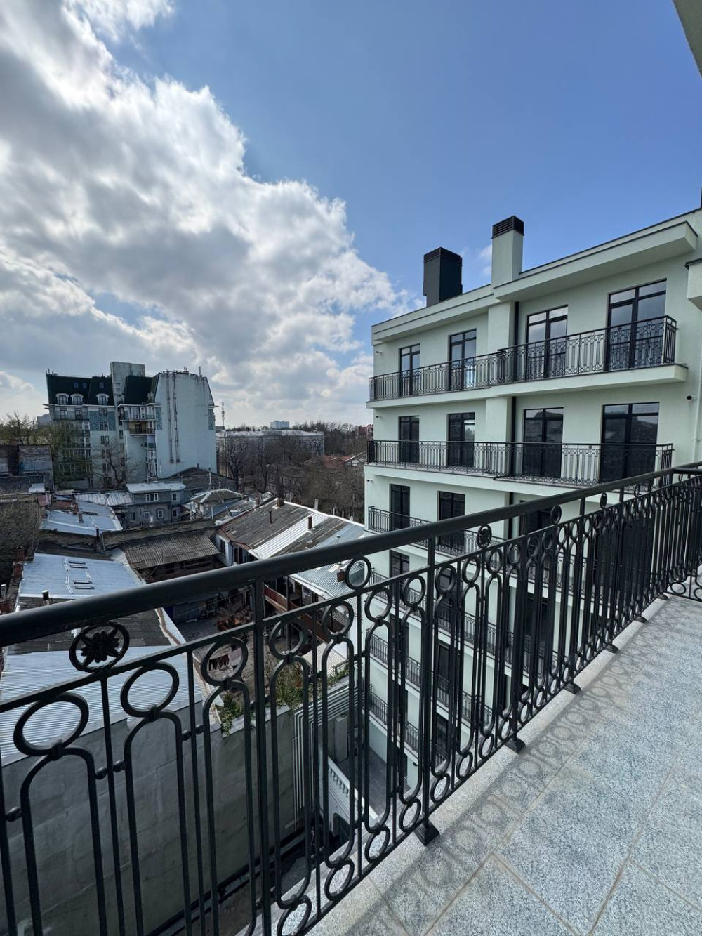 Квартира на ул. Гимназическая, 100 м², 249 975$ — FAKTOR