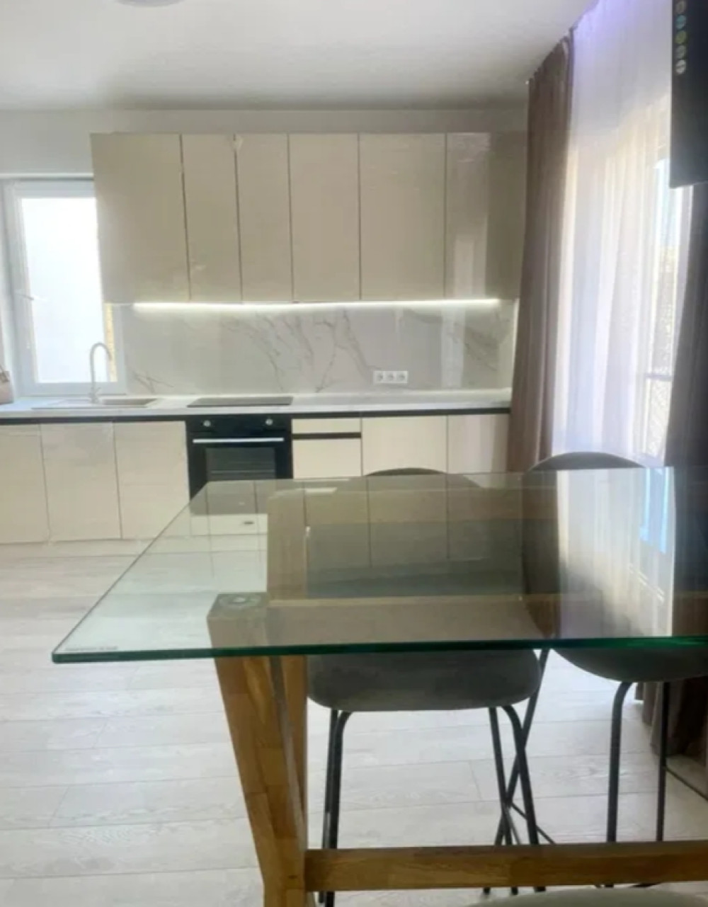 Комерційна нерухомість на вул. Тенистая, 282 м², 680 000$ — FAKTOR