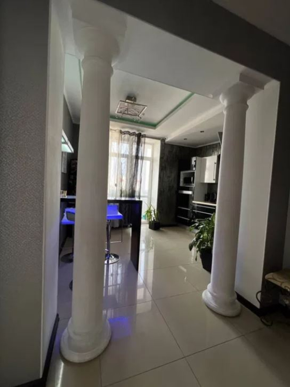Квартира на вул. Фонтанская дорога (Приморский), 157 м², 220 000$ — FAKTOR