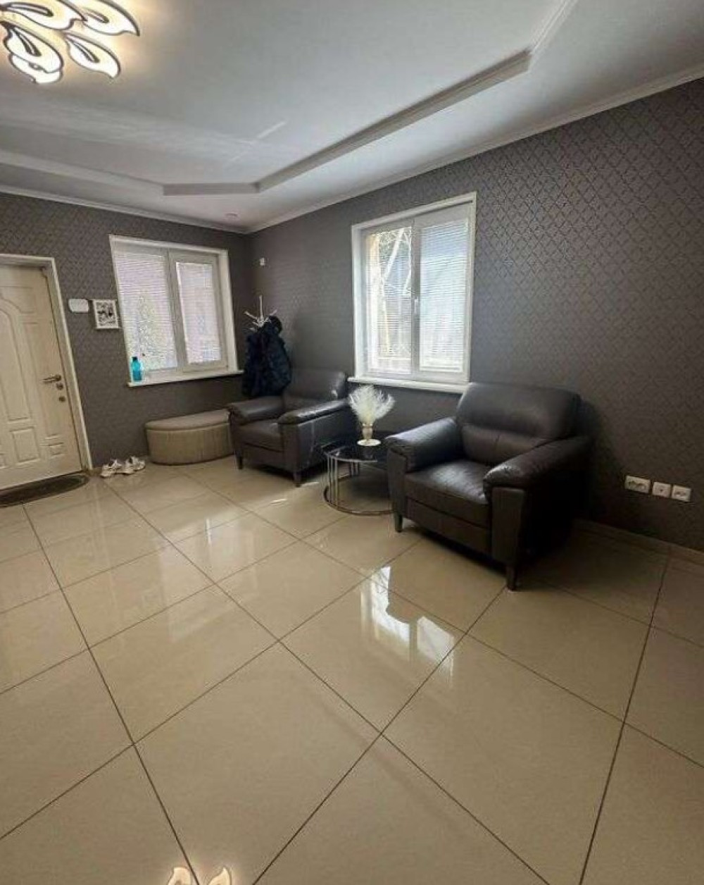 Дом на ул. Абрикосовая, 237 м², 695 622$ — FAKTOR