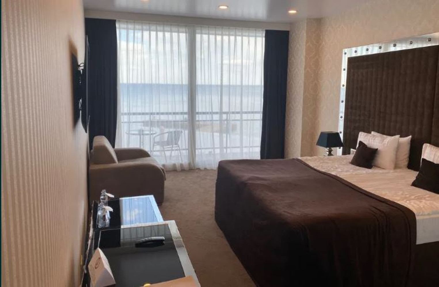 Комерційна нерухомість на вул. Бернардацци, 40 м², 145 000$ — FAKTOR