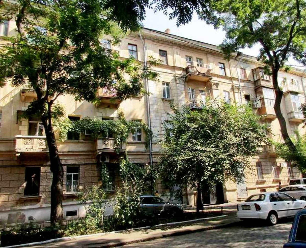 Комерційна нерухомість на вул. Коблевская, 40 м², 33 000$ — FAKTOR