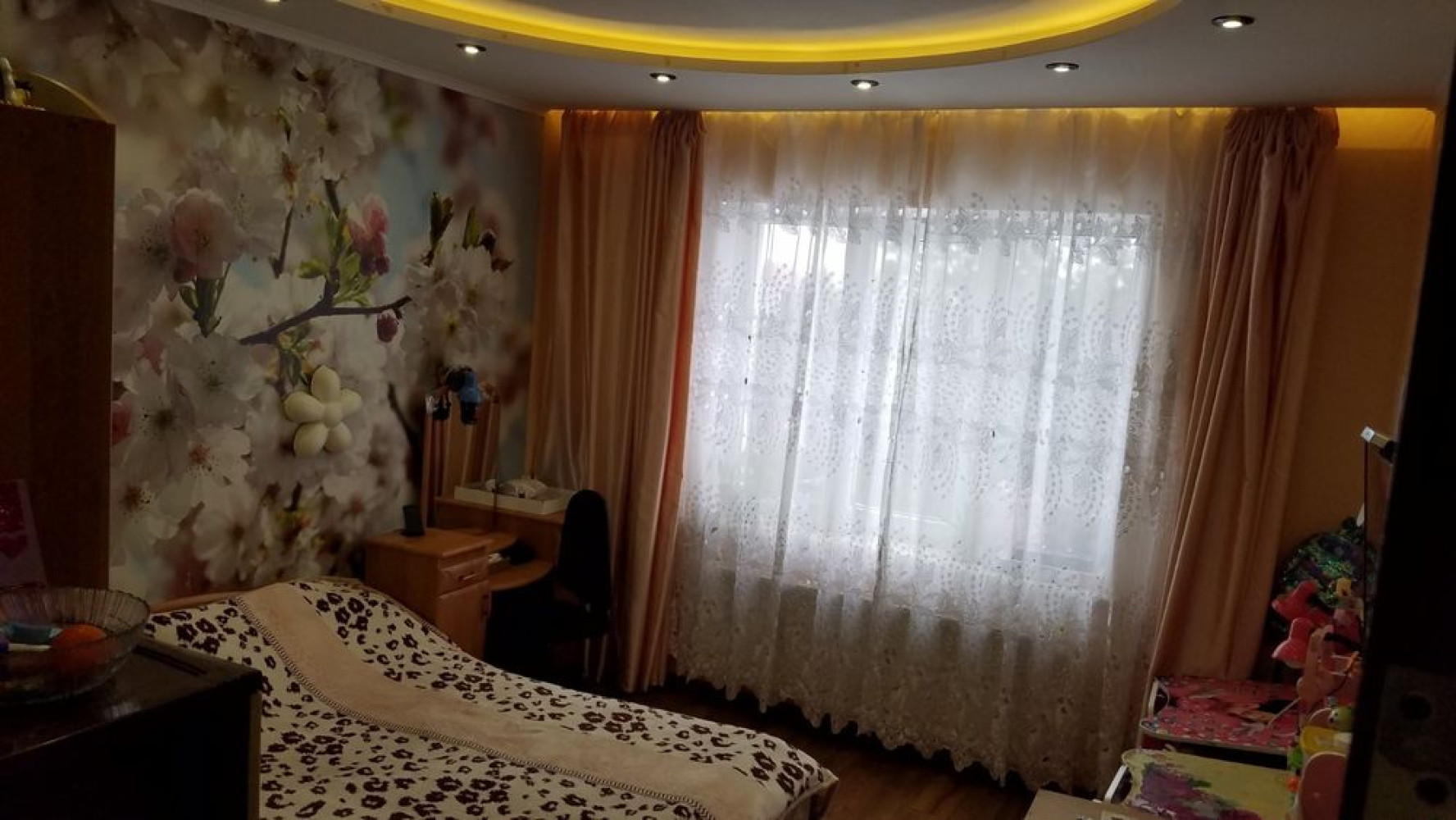 Будинок на вул. Высоцкого проспект, 240 м², 135 000$ — FAKTOR