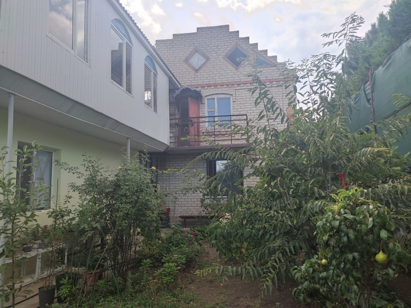 Дом на ул. Василия Симоненко, 150 м², 85 000$ — FAKTOR