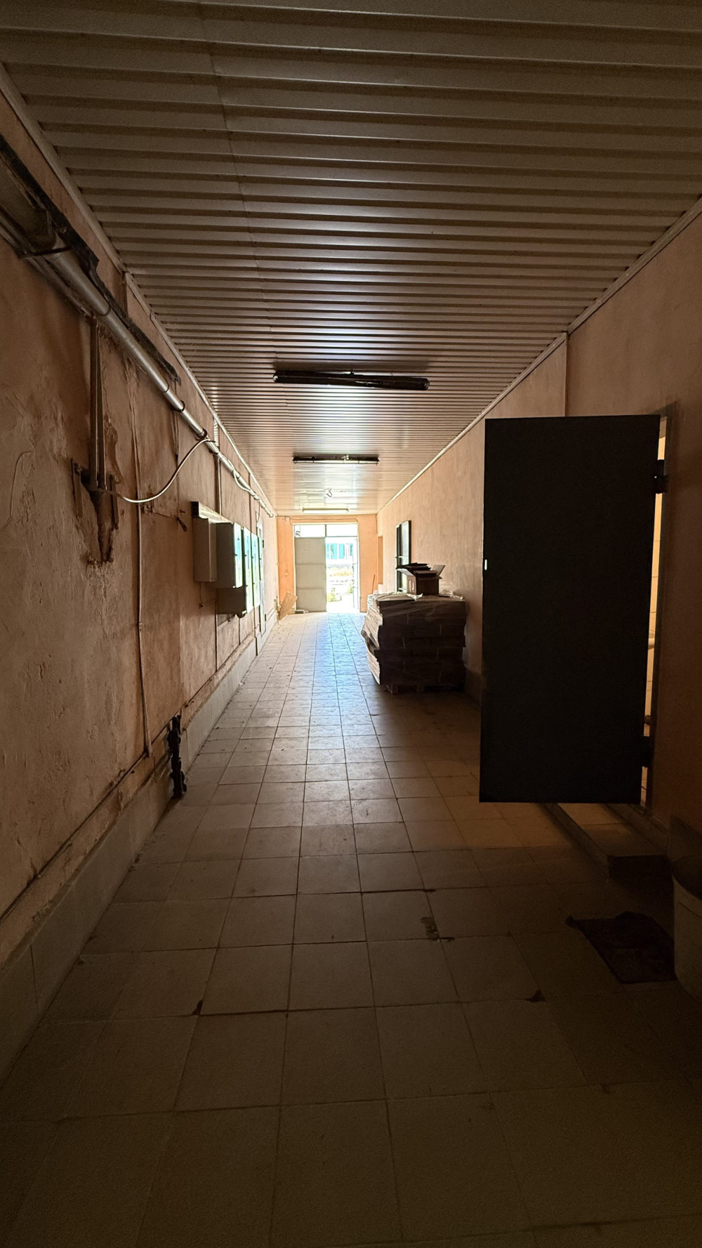 Комерційна нерухомість на вул. Центральная, 10700 м², 1 500 000$ — FAKTOR