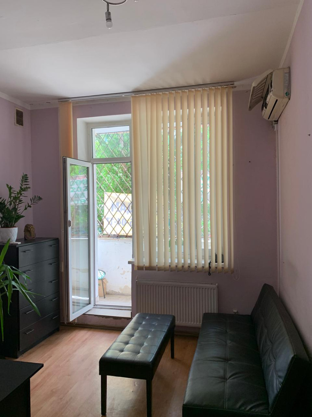 Коммерческая недвижимость на ул. Шампанский пер., 46 м², 49 000$ — FAKTOR