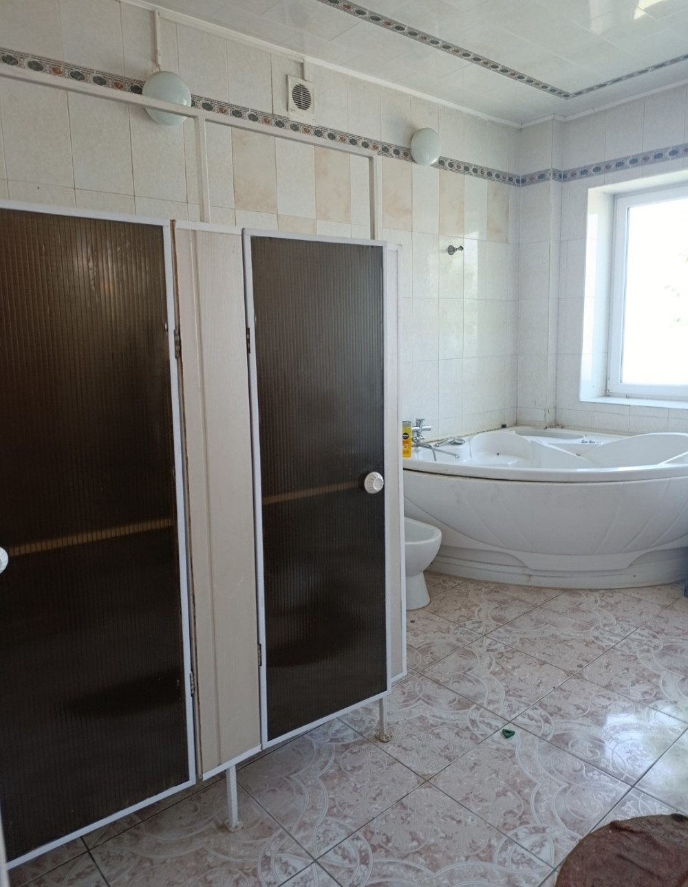 Комерційна нерухомість на вул. Толбухина, 455 м², 480 000$ — FAKTOR