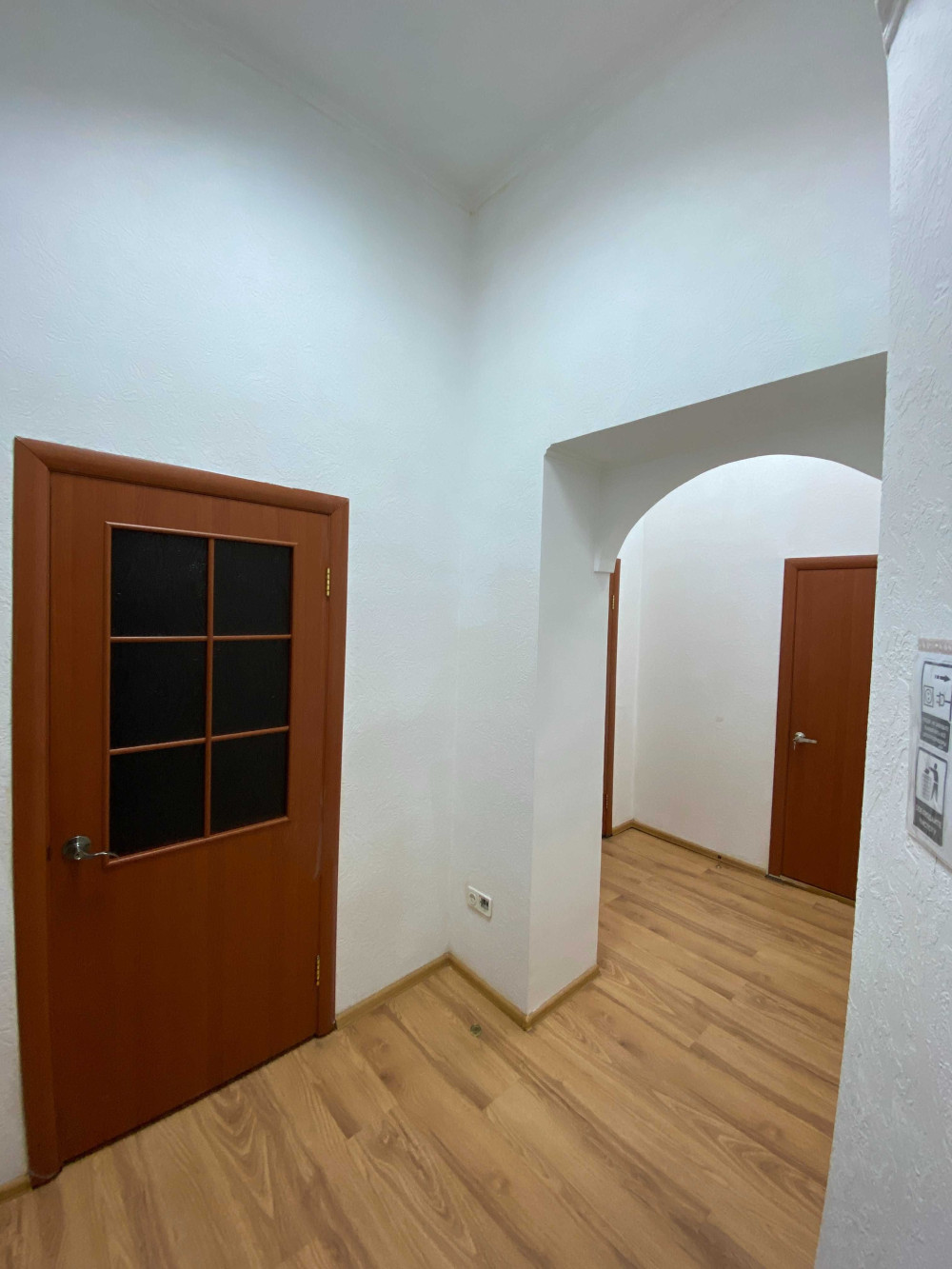 Комерційна нерухомість на вул. Жуковского, 47 м², 58 000$ — FAKTOR