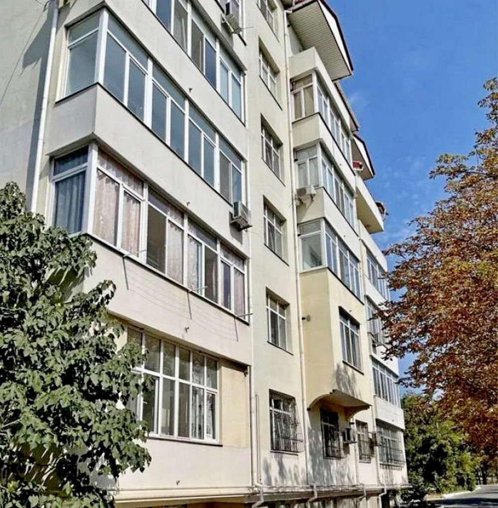 Квартира на ул. 40 лет Победы, 130 м², 65 000$ — FAKTOR