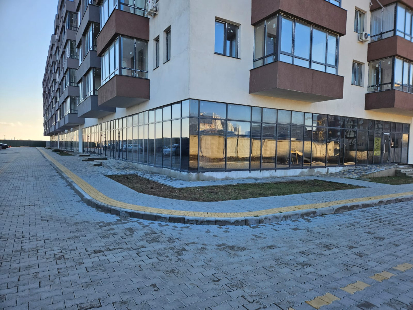 Комерційна нерухомість на вул. Владислава Бувалкина, 105 м², 68 200$ — FAKTOR