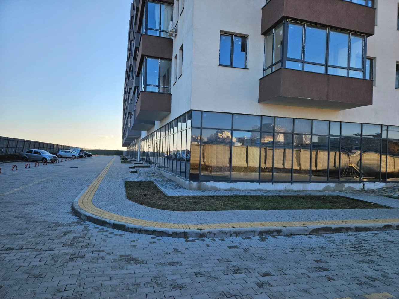 Комерційна нерухомість на вул. Владислава Бувалкина, 105 м², 68 200$ — FAKTOR