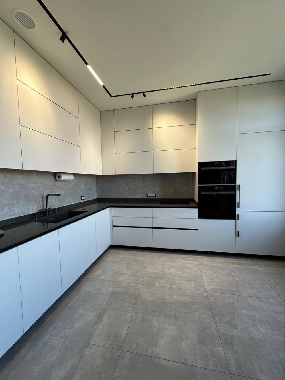 Квартира на ул. Южносанаторный переулок, 106 м², 295 000$ — FAKTOR