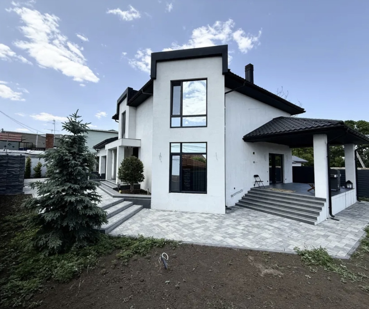 Дом на ул. Курортный 2-й переулок, 273 м², 370 000$ — FAKTOR