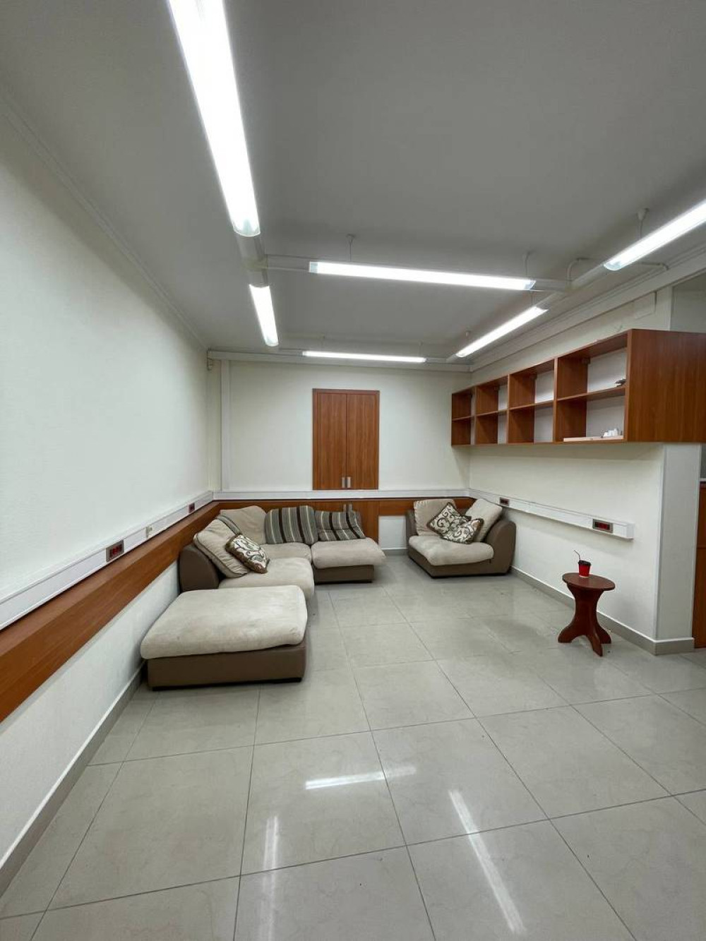 Комерційна нерухомість на вул. Базарная, 310 м², 225 000$ — FAKTOR