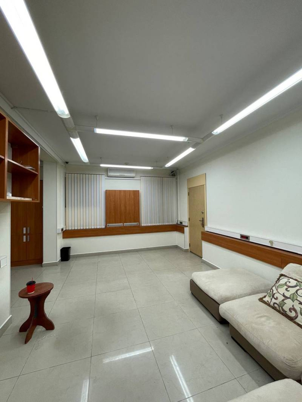 Комерційна нерухомість на вул. Базарная, 310 м², 225 000$ — FAKTOR