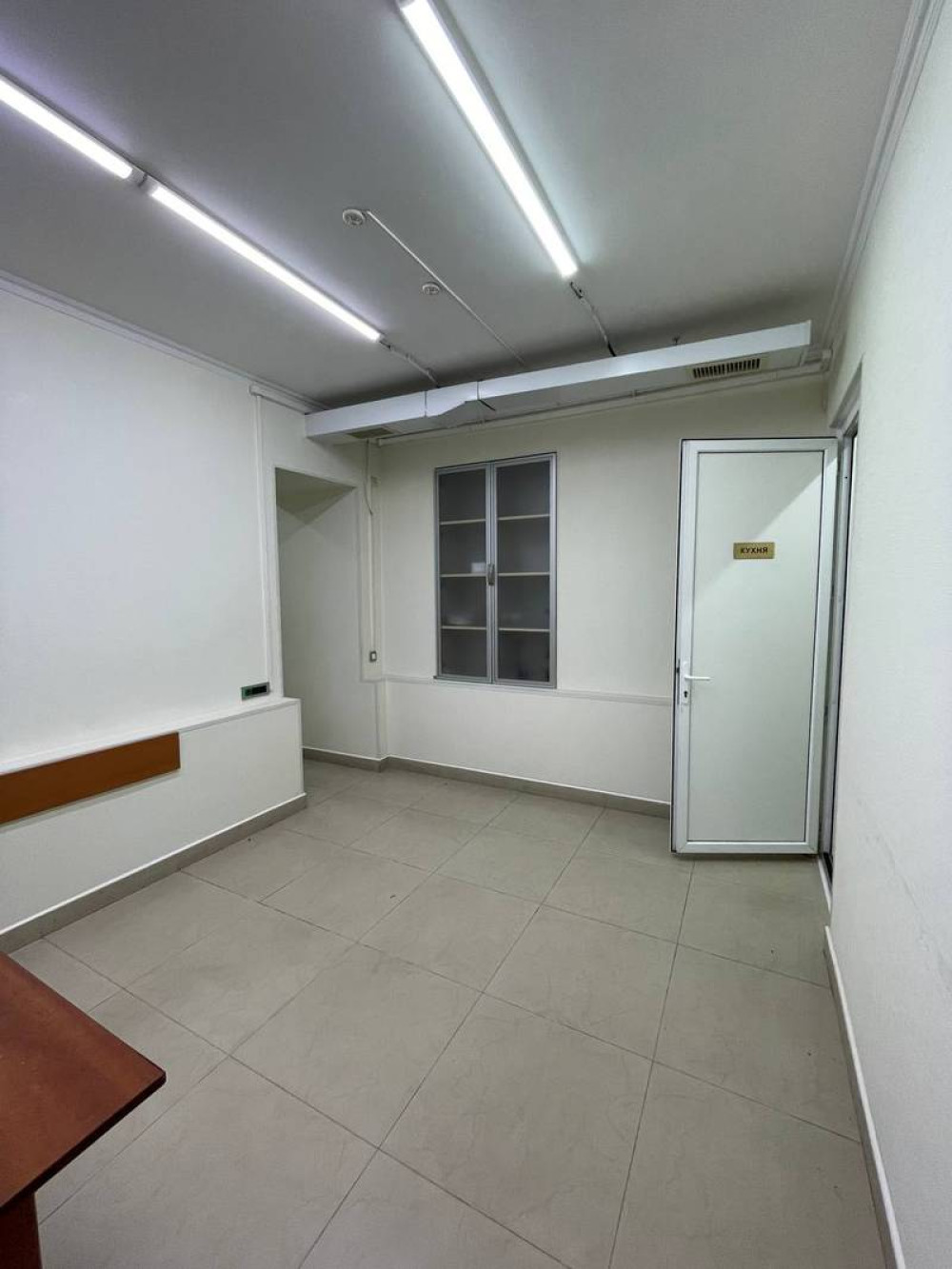 Комерційна нерухомість на вул. Базарная, 310 м², 225 000$ — FAKTOR