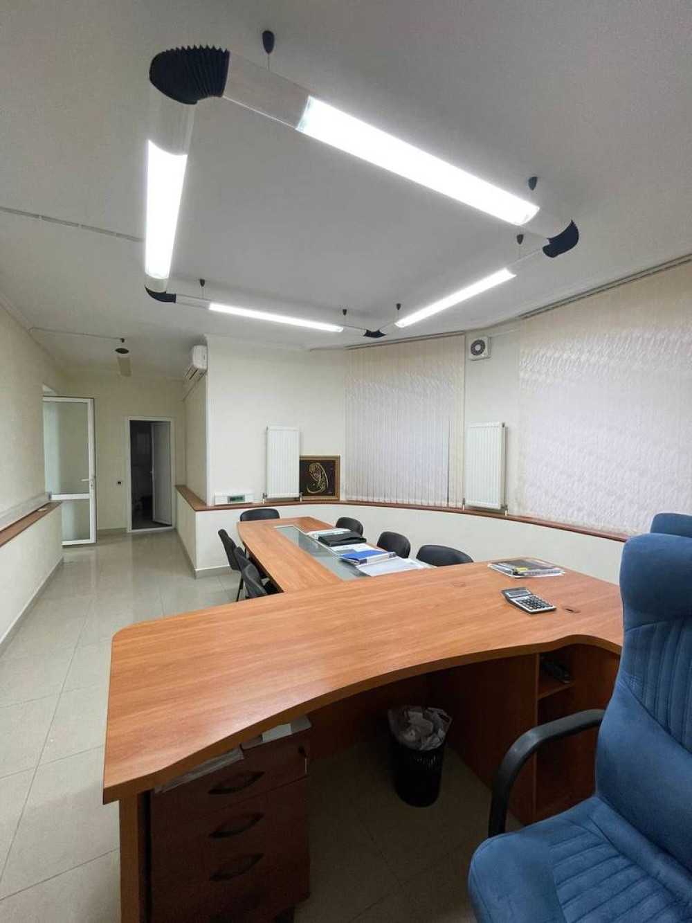 Комерційна нерухомість на вул. Базарная, 310 м², 225 000$ — FAKTOR
