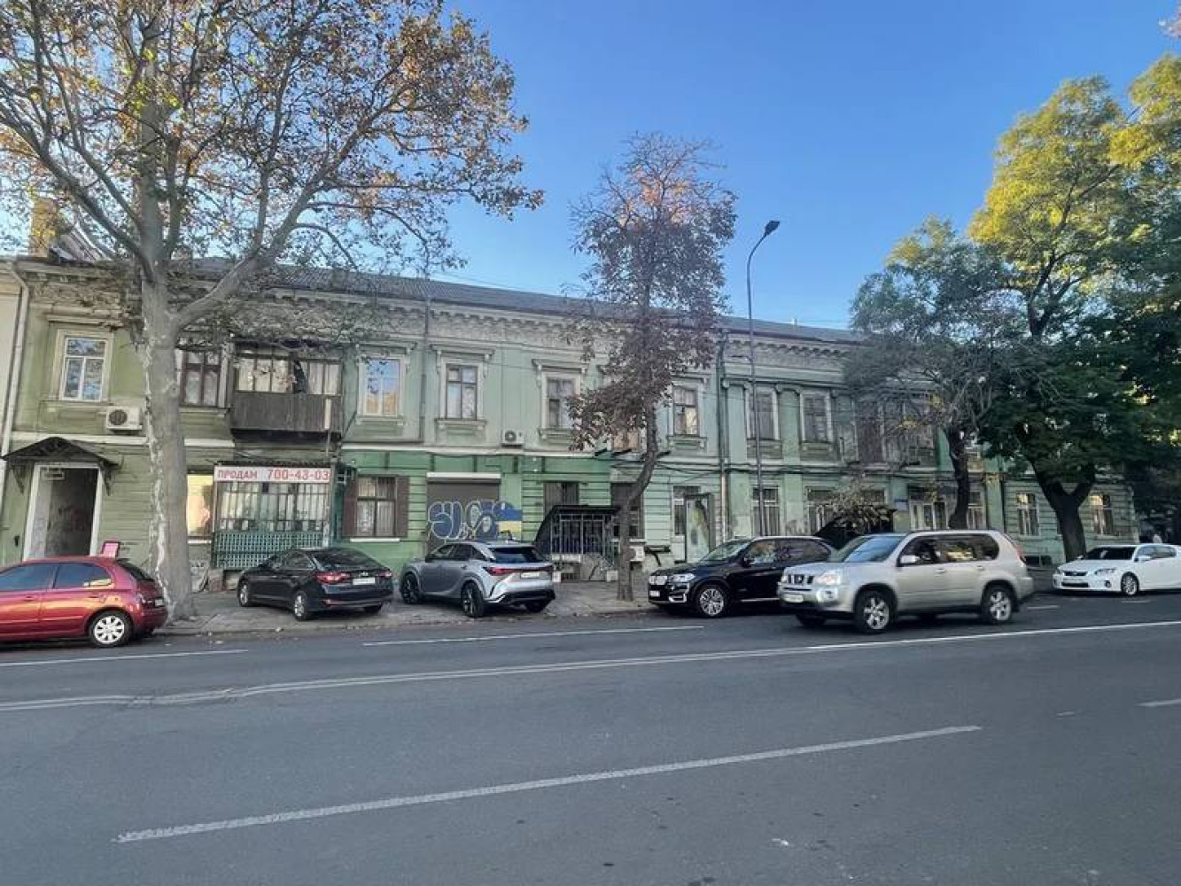 Комерційна нерухомість на вул. Троицкая, 919 м², 630 000$ — FAKTOR