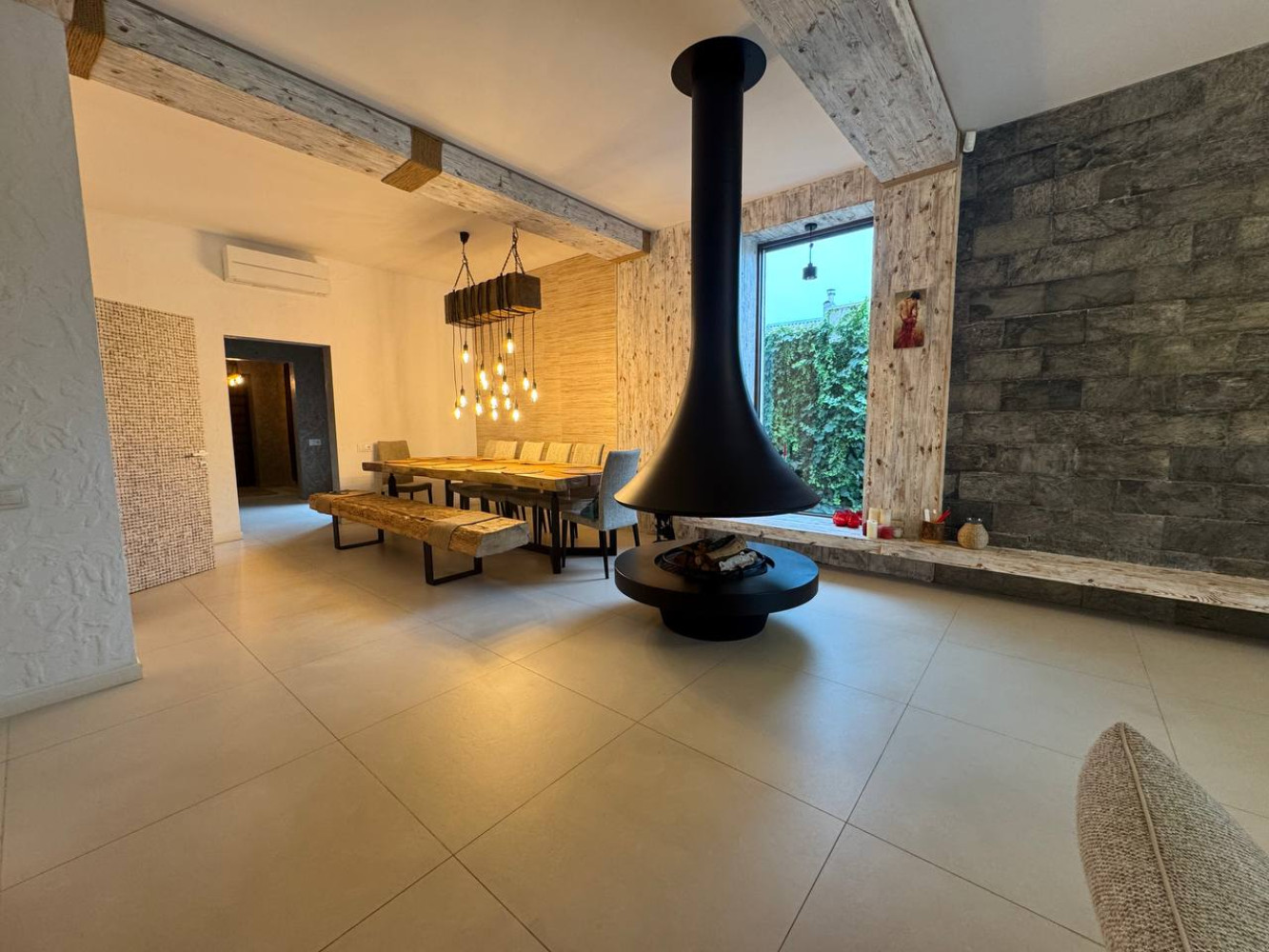 Дом на ул. Новгородская, 300 м², 1 700 000$ — FAKTOR