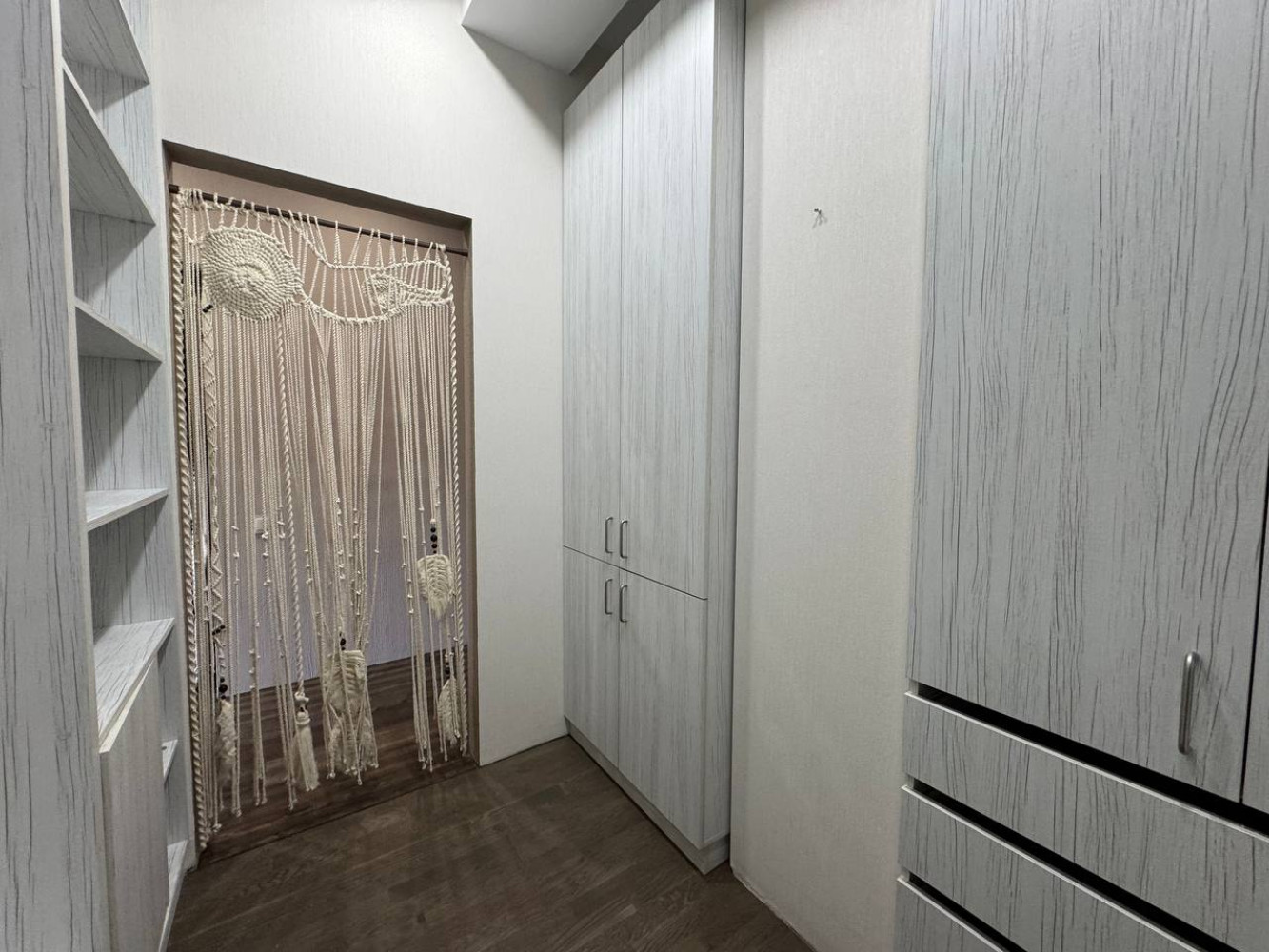 Дом на ул. Новгородская, 300 м², 1 700 000$ — FAKTOR