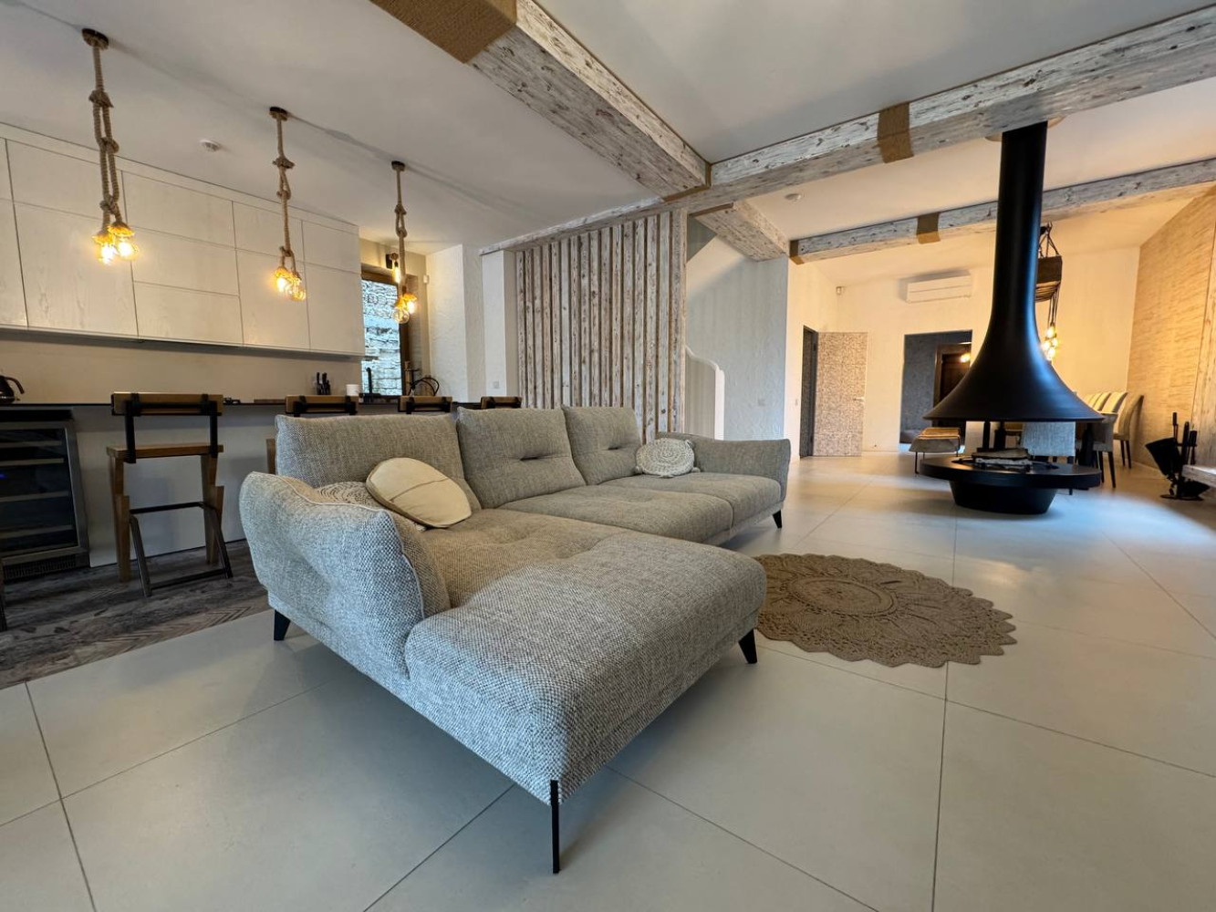 Дом на ул. Новгородская, 300 м², 1 700 000$ — FAKTOR