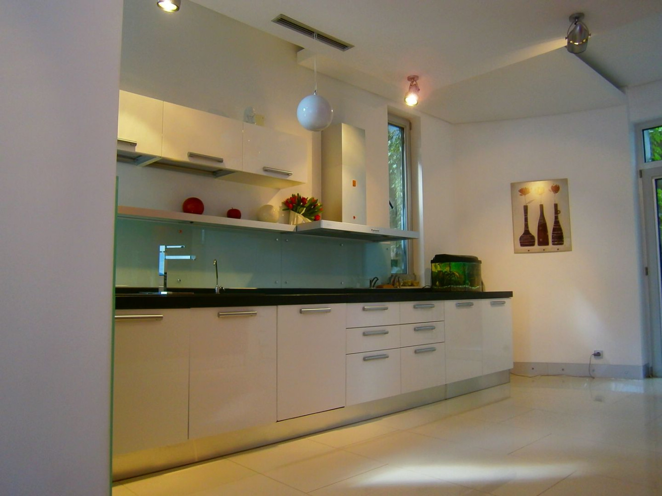Дом на ул. Анны Ахматовой, 700 м², 1 350 000$ — FAKTOR