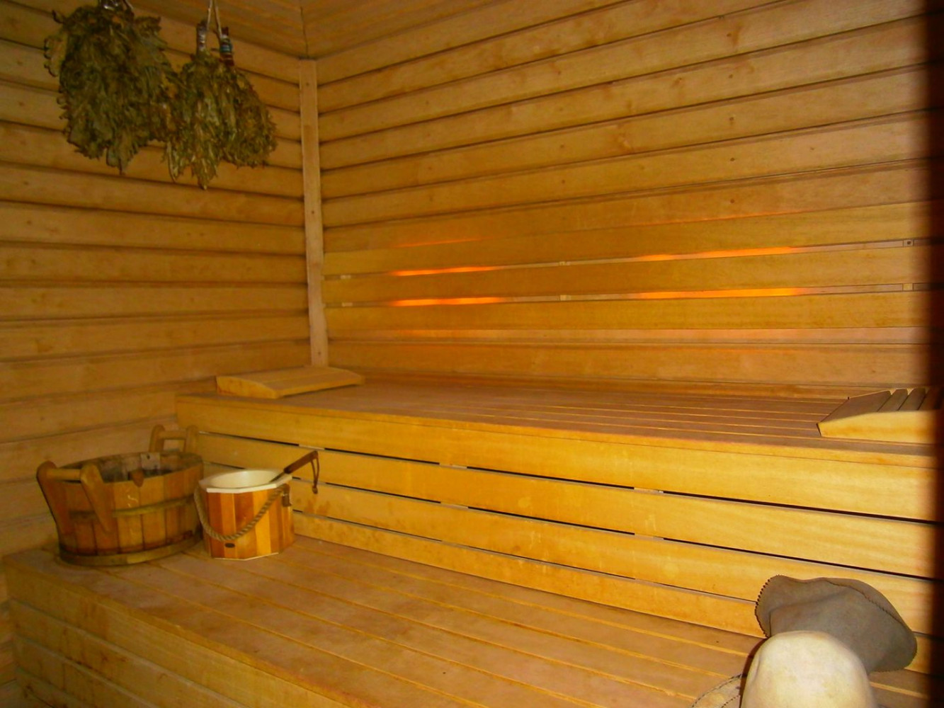 Дом на ул. Анны Ахматовой, 700 м², 1 350 000$ — FAKTOR