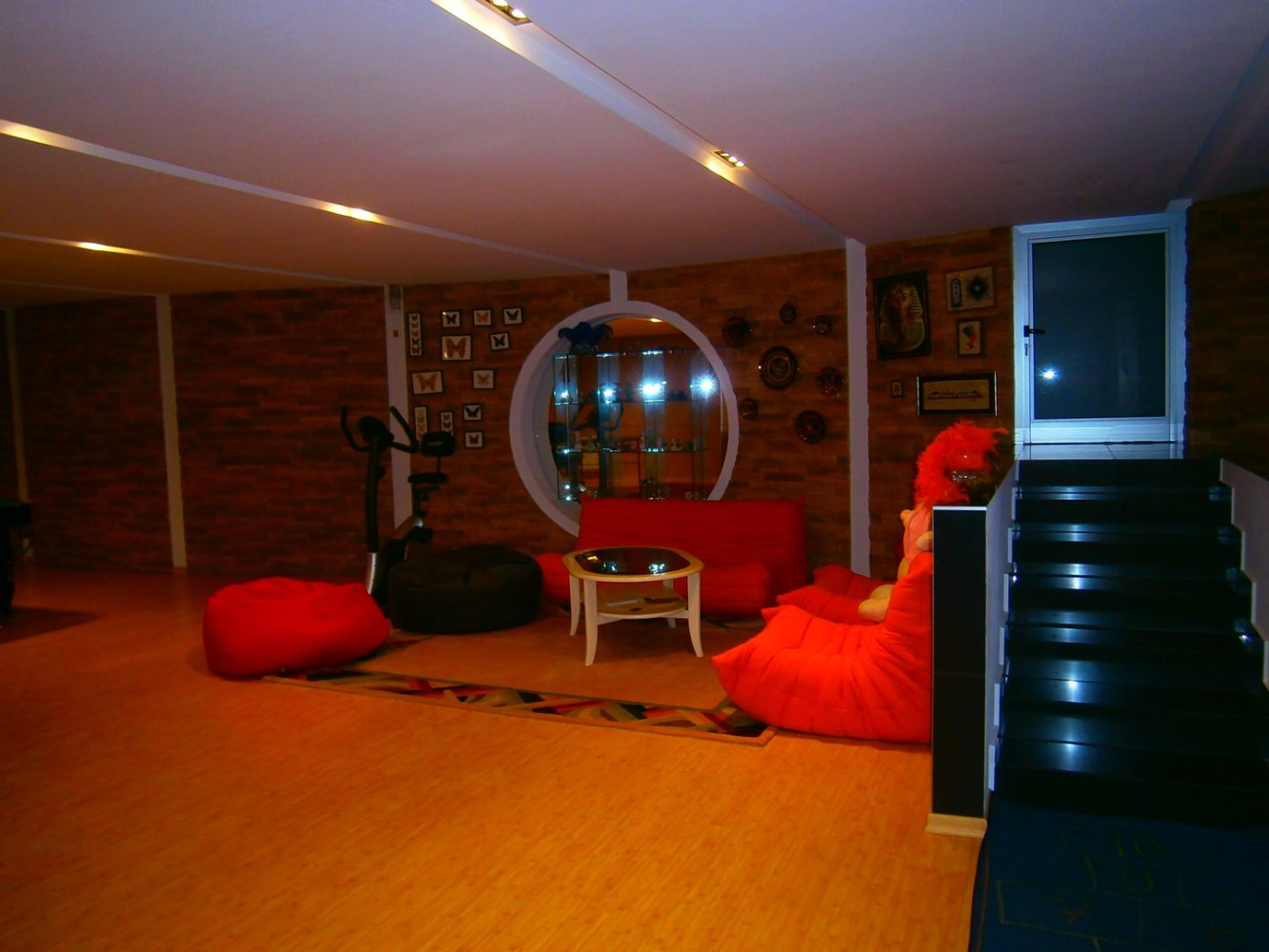 Дом на ул. Анны Ахматовой, 700 м², 1 350 000$ — FAKTOR