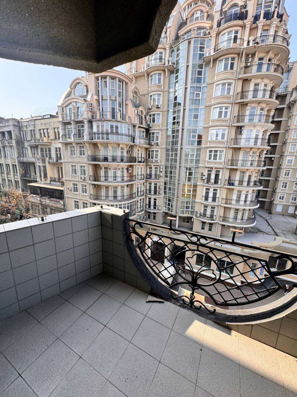 Квартира на вул. Сабанский пер, 197 м², 640 000$ — FAKTOR