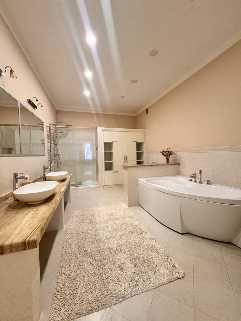 Квартира на вул. Сабанский пер, 197 м², 640 000$ — FAKTOR