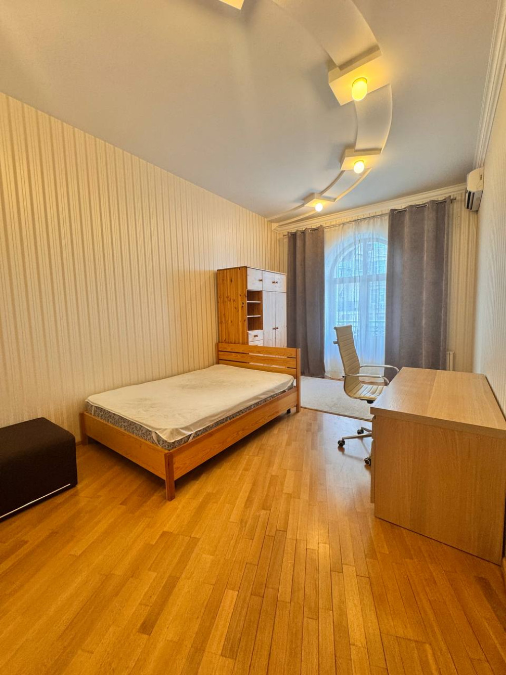 Квартира на вул. Сабанский пер, 197 м², 640 000$ — FAKTOR