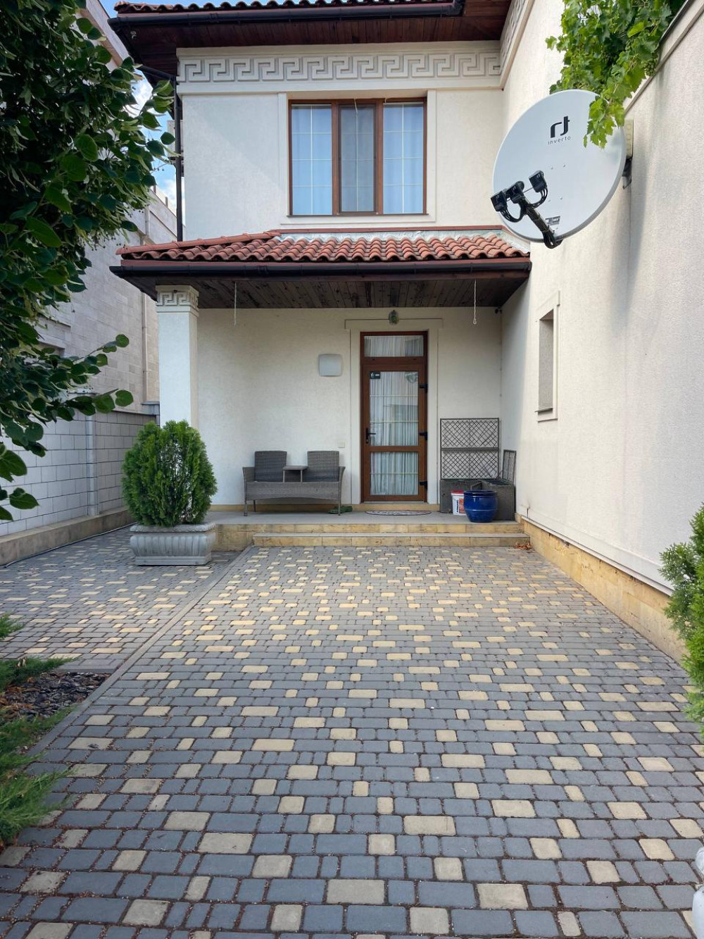 Дом на ул. Береговая, 205 м², 450 000$ — FAKTOR