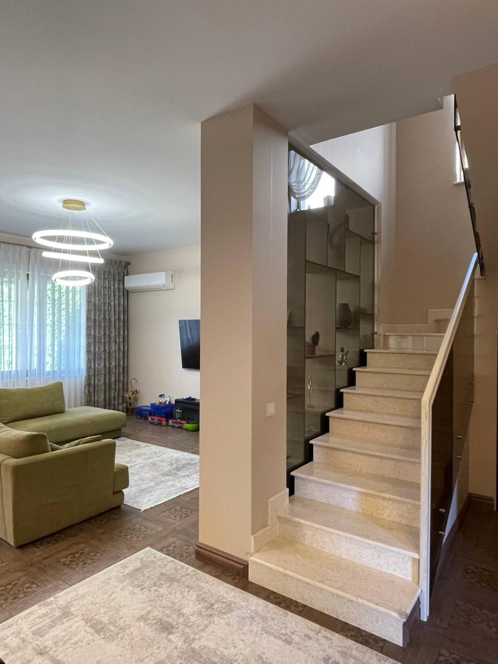 Дом на ул. Береговая, 205 м², 450 000$ — FAKTOR