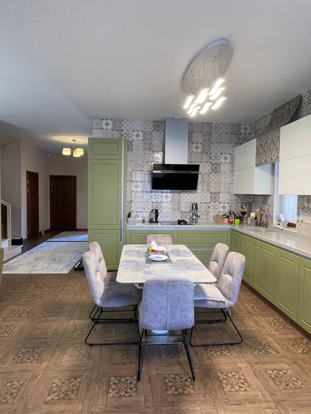 Дом на ул. Береговая, 205 м², 450 000$ — FAKTOR