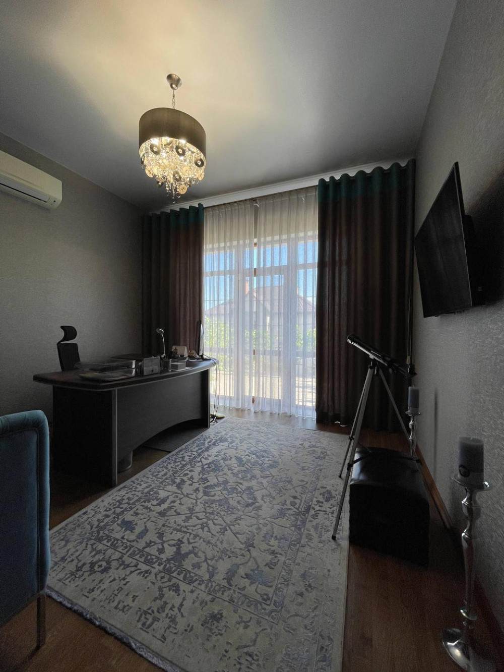Дом на ул. Береговая, 205 м², 450 000$ — FAKTOR