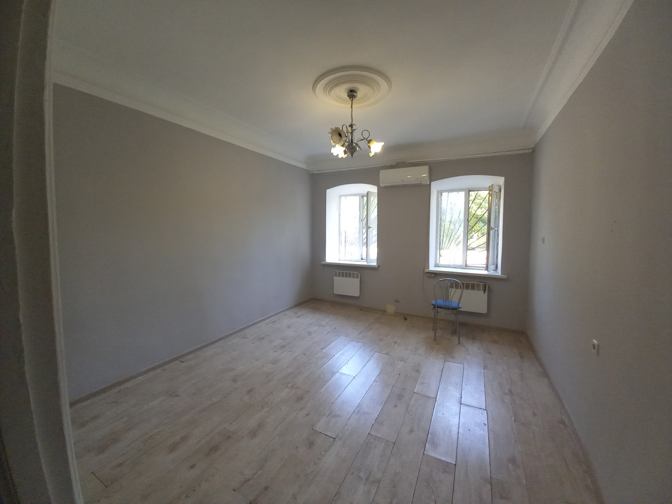 Квартира на вул. Атамана Чепиги, 40 м², 23 000$ — FAKTOR