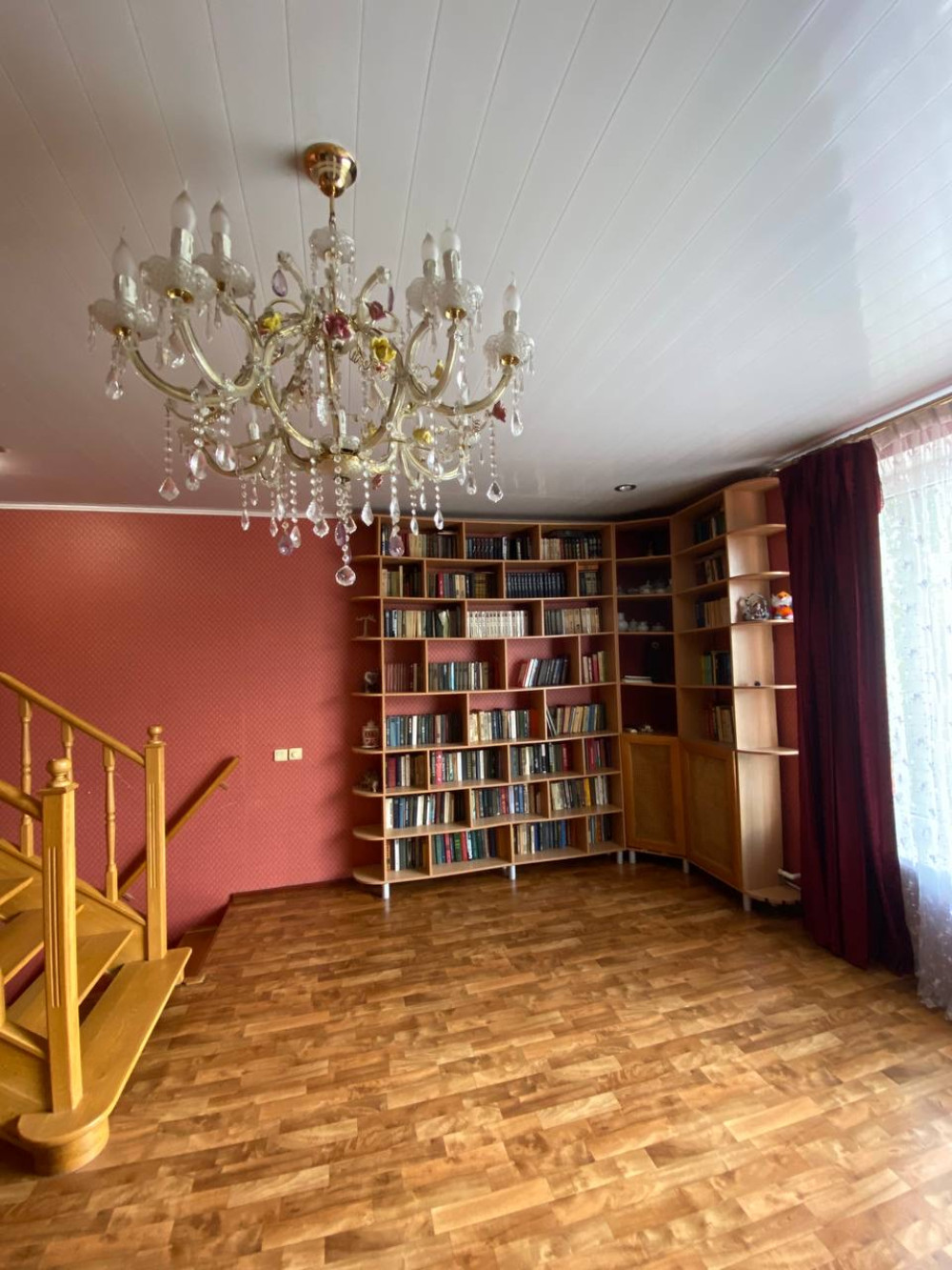 Будинок на вул. Болгарская, 306 м², 170 000$ — FAKTOR