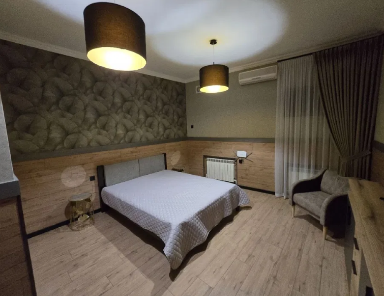 Комерційна нерухомість на вул. Атамана Головатого, 355 м², 300 000$ — FAKTOR