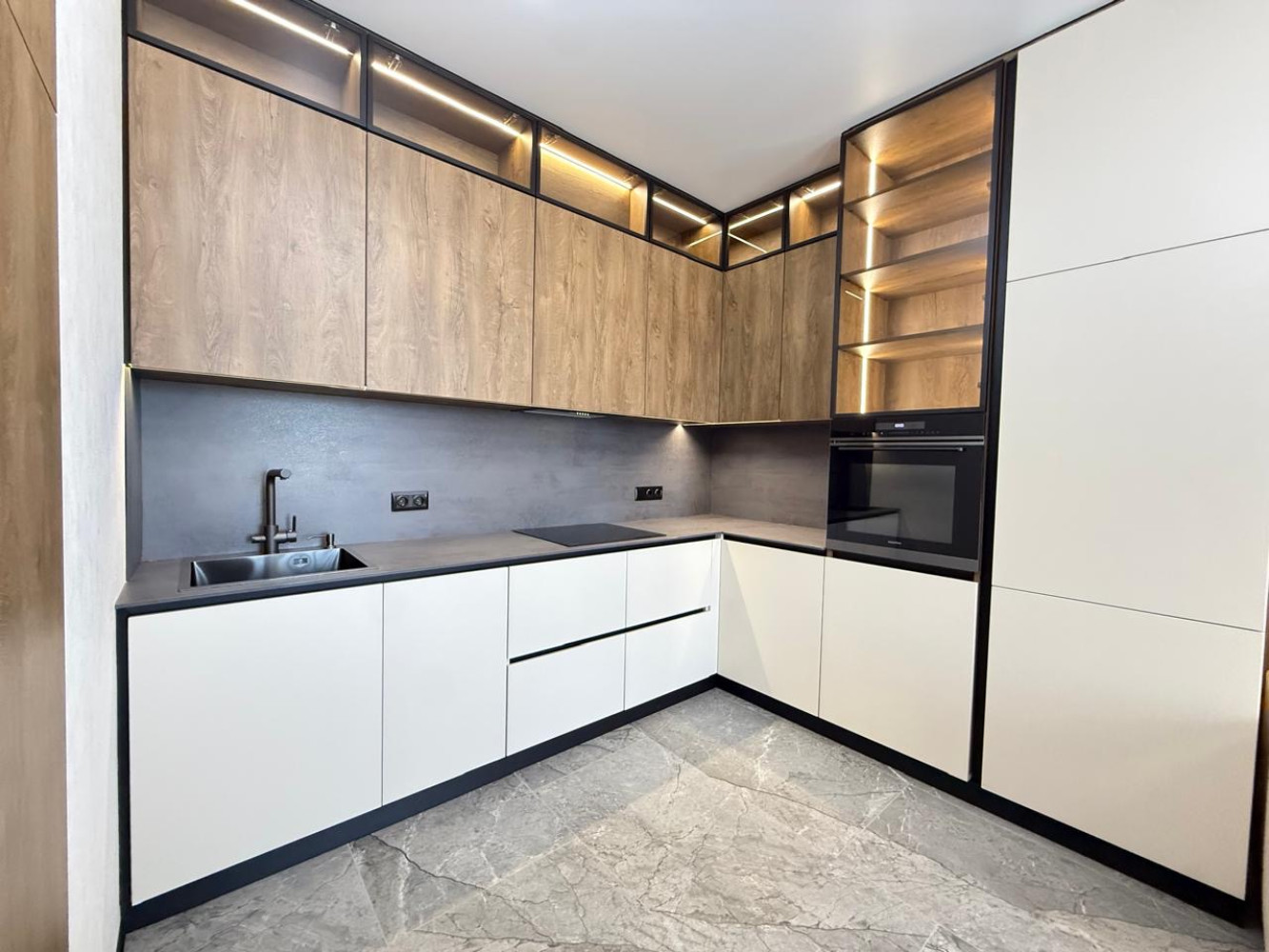 Квартира на вул. Краснова, 43 м², 95 000$ — FAKTOR