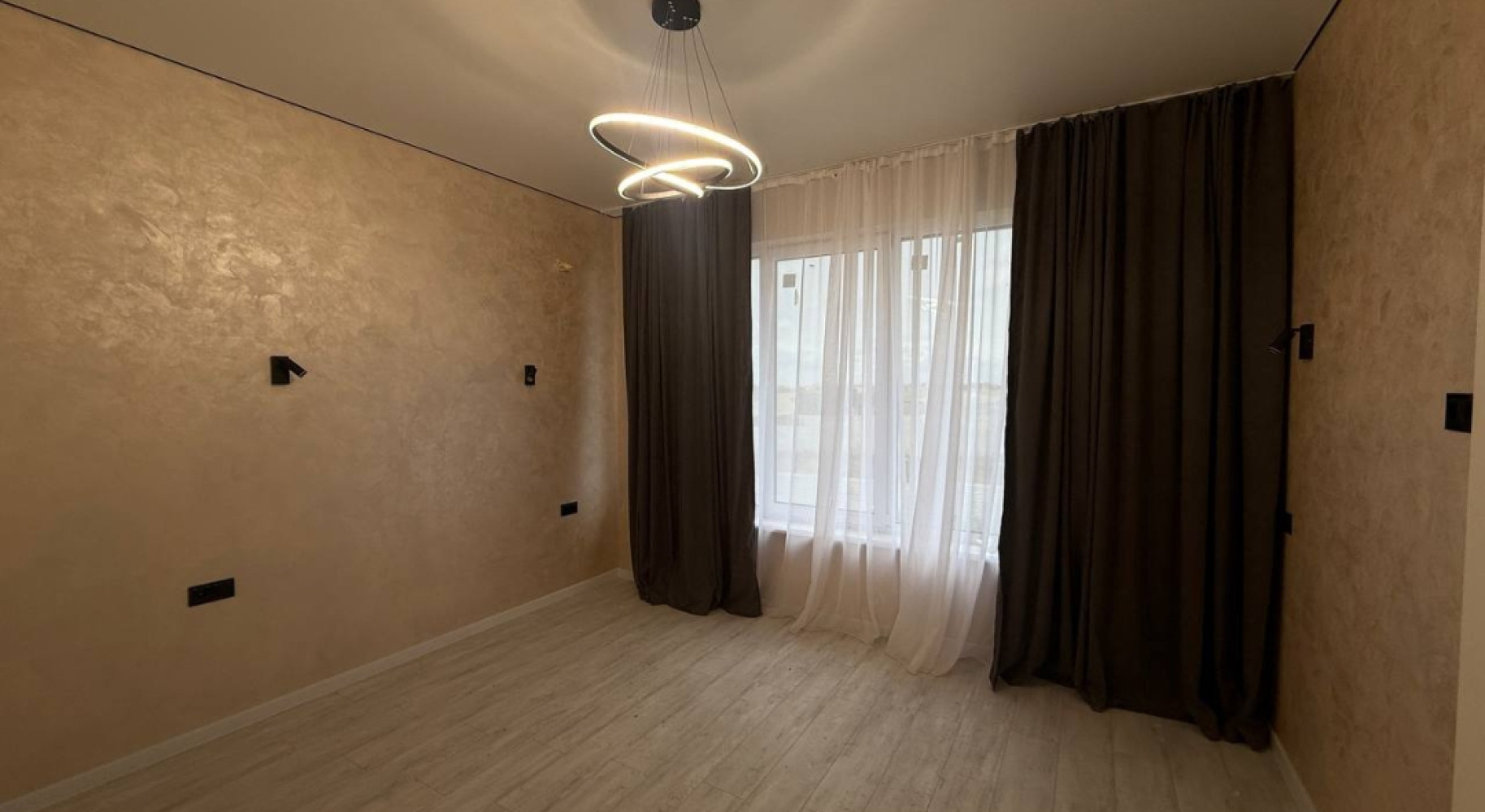 Будинок на вул. 15-й массив, 150 м², 150 000$ — FAKTOR